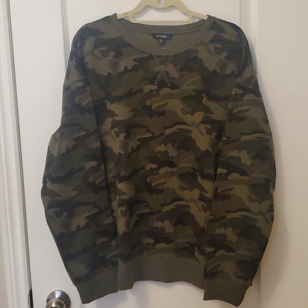 Camouflage Fleece Sweater